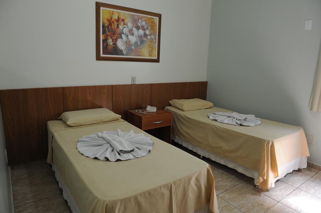 Hotel Regina Muriaé エクステリア 写真